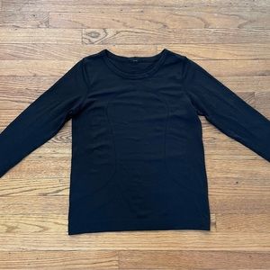Lululemon Black Long Sleeve
